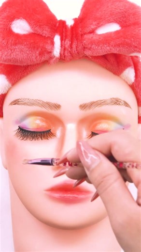 Mannequin Makeup ASMR 🎭 Relaxing & No Talking #Shorts