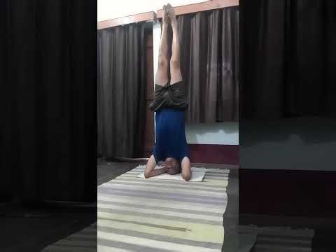 Sirsasana or Headstand | 127 | One Hour challenge