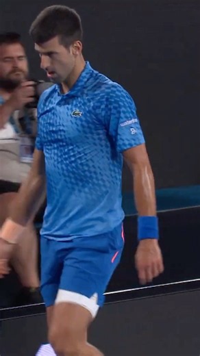 Djokovic FELL to the ground 😲