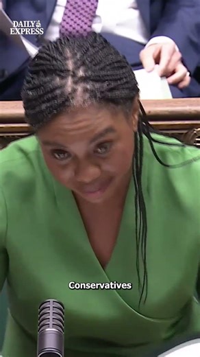 Keir Starmer faced fierce opposition in final PMQ's before local elections 🔴 #news #ukpolitics