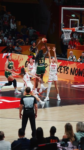 Captain Ezi above everybody 🦸🏾‍♀️ #FIBAWWC
