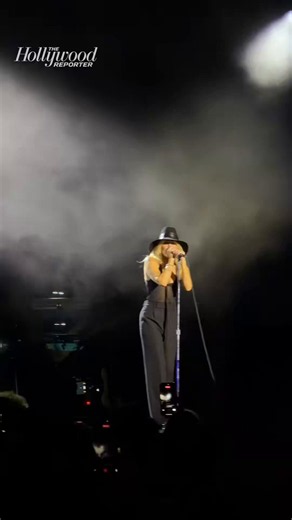 Miley Cyrus performs “The Climb” at her sold-out concert at the... | 24vids