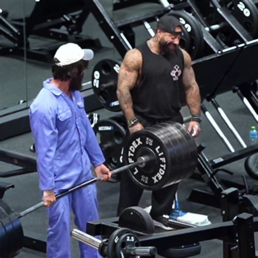 They got shocks always. #anatoly #gym #prank #gymprank #fyp | gym pranks
