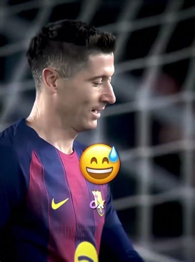 Lewandowski Caught Aura Farming 😅😂