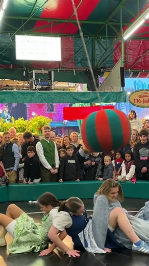 😍Oktoberfest’s Best Moments at the DEVIL'S WHEEL #SpinAndLaugh #FestivalLife #FestivalFun