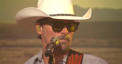 Saturday Sessions: Midland performs "Shooting Memories With Tequila"