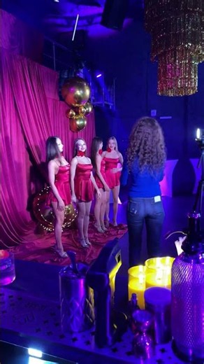 The Art of Tease: Unforgettable Burlesque!