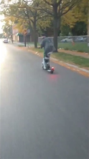 paparazzi tmz chasing G-ICE world on the 9, 69 king drive to 69 redline