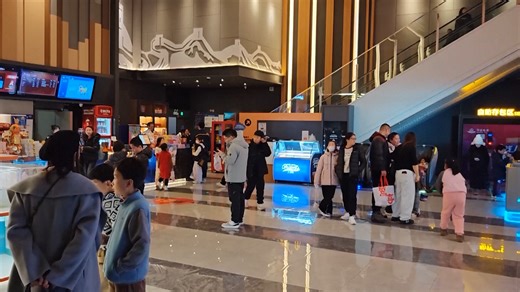 Над 50 млрд. юана приходи отчита киното за празничния сезон