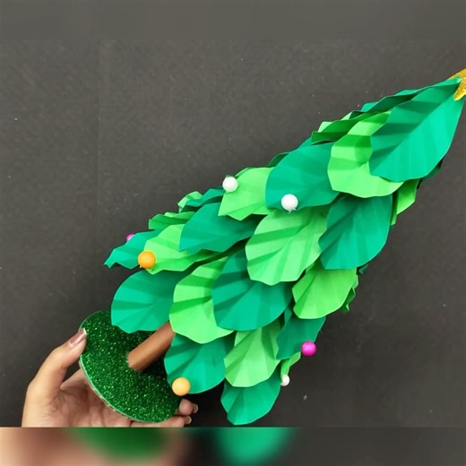 Paper Christmas tree 3d craft #tree #papercrafts #christmas2025 | Deep's CRAFT