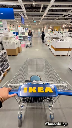 A casual @ikeahfx day: tried the new menu (Cod Balls plant-ball nachos), grabbed dessert, free coffee thanks to IKEA Family membership, wandered through way too many bedrooms and living rooms, a quick stop in the As-Is section, and yes… plant-based nuggets happened. Honestly, it’s always more than just shopping. What’s your favorite part of IKEA? 🤍 @ikeahfx @ikeacanada @ikea | Hunger Beings