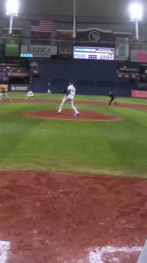 Listen to the Brewers nine-run rout of the Rays
