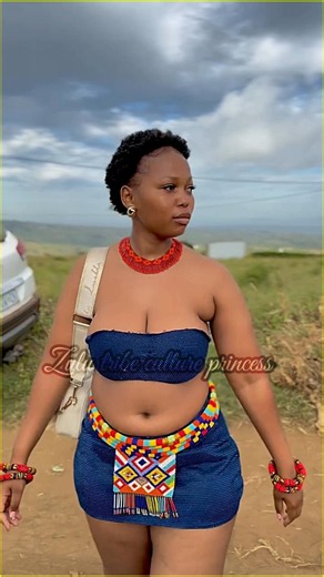 Young zulu maidens in beautiful culture dress in dance display #culture #traditional #zulu