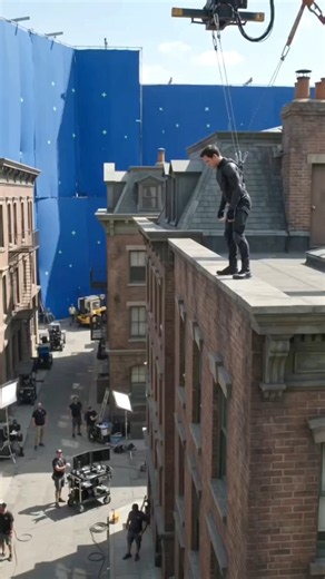 How Hollywood Filmed This Insane Rooftop Action Scene FilmmakingMagic​#ActionMovies