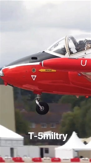 British T5 Training Jet – Powerful Flight & Takeoff | RAF Training Aircraft ✈️🇬🇧 #shorts #shortvideo