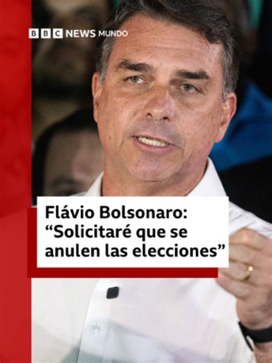 “Resulta imposible reconocer los resultados electorales. Emprenderemos acciones legales”. Flávio Bolsonaro aseguró que no aceptará el resultado arrojado por las urnas en Brasil, que dio la victoria a Lula da Silva como presidente del país. El argumento del candidato del Partido Liberal es la decisión de un magistrado del Supremo Tribunal Federal (STF) de prolongar por dos horas el cierre de los colegios ante las denuncias por la falta de transporte para los votantes. Lo había pedido el Partido d
