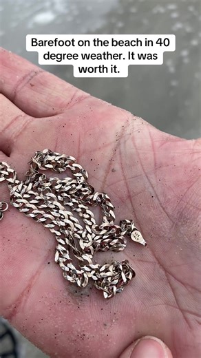 Metal Detecting Barefoot in Freezing Beach Conditions