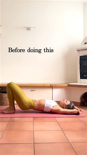 Veronica Pancheri • Yoga meets Strength & Flexibility on Instagram: "✅ Secrets of a strong and safe backbend 👇👇 Foundations of backbend you want to keep in mind for a stronger, sustainable and effective practice: 1️⃣ hip extension - supported by strong glutes and stabilized by activation of internal hip flexors so you avoid hinging on your lower back. 2️⃣ shoulder mobility - external rotation of shoulders and activation of serratus anterior (scapula stabilizer) support chest extension. So you 