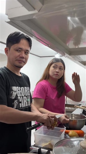 Husband Wife Comedy: Eh na-untog siya - Short Clip