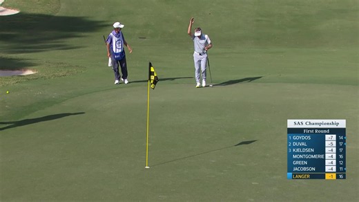 Bernhard Langer makes eagle putt on No. 17 at SAS Championship