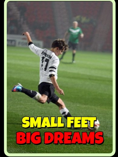 Junior freestyle madness on the beach! ⚽🏖️ Skills that will blow your mind 😱🔥 #football #freestyleskills #beachfootball #soccer #epicskills #viralvideotiktok #shorts #fyp #footballlife #footballviral #reels