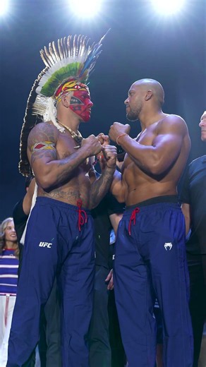 This angle of the co main face off...🔥 #ufcwhitehouse