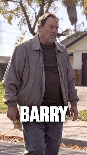 Barry S2 (2019) | The Little Girl Scares the Hitman 😂
