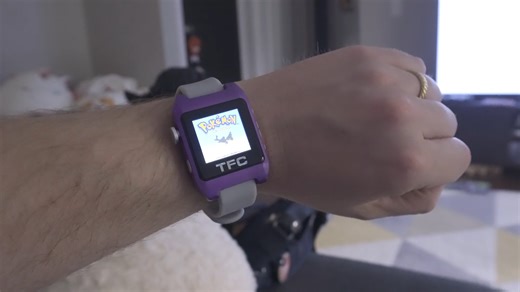Modder salvages original Game Boy Color to make cursed, cartridge-based smart watch