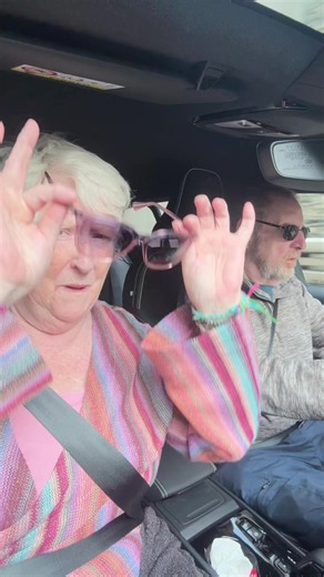 Crazy Auntie Ann (@crazyauntieann)’s video of Britney Spears