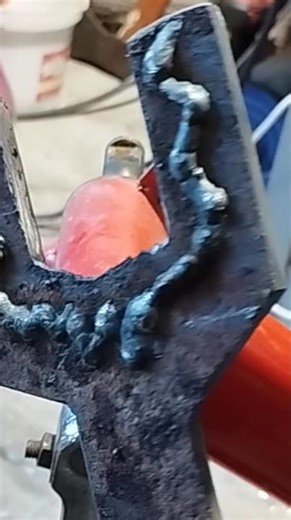 What is the thread on the left side of the pedal bottom bracket?