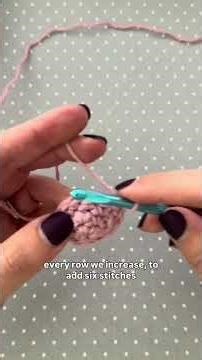 Free Crochet Easter Egg Pattern 🐣 Step-by-Step Beginner Tutorial (Polka Dot Amigurumi) #crochet