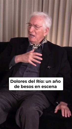 Carlos Bracho revela cómo fue compartir escenario con la legendaria Dolores del Río en una obra de teatro donde interpretaba a su enamorado. 🎥 Ve la entrevista completa en mi canal de YouTube. . . . . . #CarlosBracho #MatildeObregón #DoloresDelRío #Teatro #Entrevista
