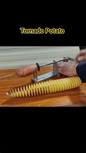 How to Make Spring potato !! Tornado Potato #trendingshorts #shortvideo #vairalshort #shorysfeed