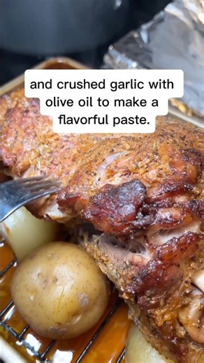 5-Hour Slow Roasted Pulled Pork 🍂 Easy Cozy Dinner #shorts