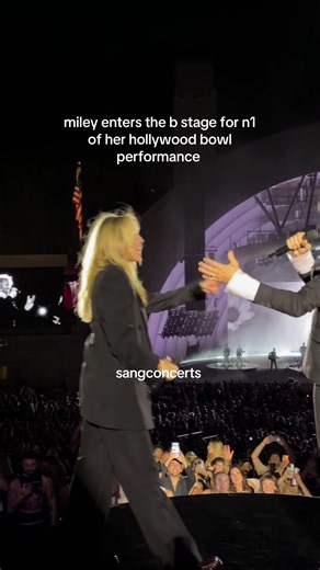 Miley Cyrus Hollywood Bowl 2026 — Close-Up Live Moment
