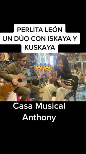 Perlita León y su talento musical en Ayacucho