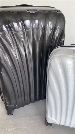 Millions of consumers worldwide have recognized the unique design, exceptional impact resistance, and long-lasting quality of Samsonite’s Cosmolite®  luggage line, based on CURV® technology.