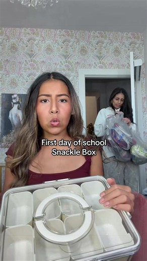 Still hungry #snack #snackideas #fyp #school #diy @Drizzilicious @Snyder’s of Hanover @HARIBO @Trü Frü @Doritos @Reese’s @M&M'S US @Chips Ahoy!