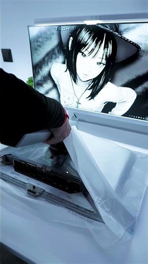 Unboxing the World’s FASTEST 720Hz OLED Gaming Monitor 😱🔥