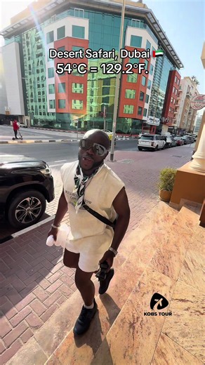 Dubai experience #firstday #desertsafari #kobstour #quecyofficial @kobs_tour Armless : @LEEMENS-MORE 🛍️🛒📦