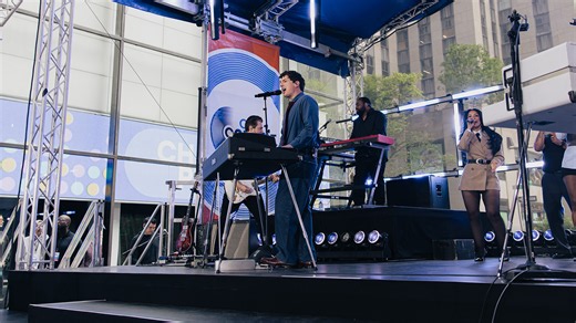 Charlie Puth Performs Hit Song 'We Don't Talk Anymore' on TODAY