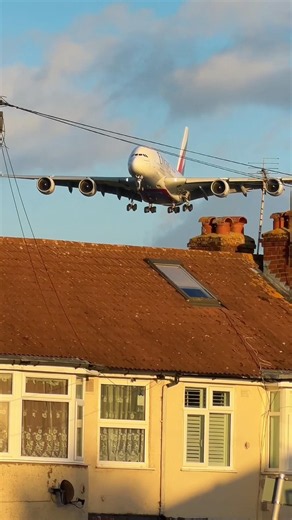 Giant Emirates A380 Flies Low Over the Houses at Myrtle Avenue! 😱✈️ #shorts #emirates #airbus