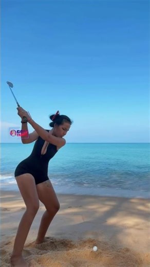 Amazing Golf Swing you need to see | Golf Girl awesome swing | P.liling Wong
