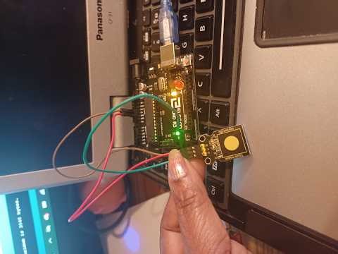 Capacitive Touch Sensor and Arduino #arduino #microcontrollers #sensor #arduinoproject #howto