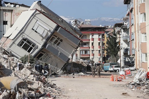 Seismic 'whiplash' – new research shows what happens when earthquakes stop suddenly