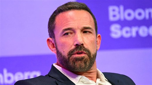 Ben Affleck Finally Reveals If He Wore A Prosthetic Penis In ‘Gone Girl’ Shower Scene