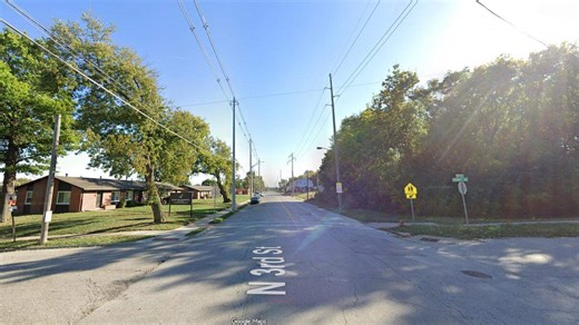Teen found dead in wooded area of Kansas City, Kansas. Police investigating
