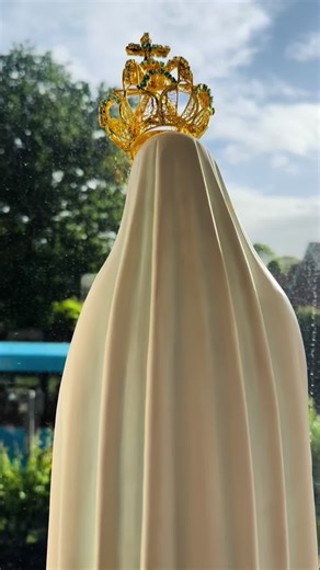 13 May - Our Lady of Fatima. 🇵🇹 Dear mother, please pray for Europe 🙏🏽 #catholic #virgendefatima #nossasenhoradefatima #ourladyoffatima #portugal