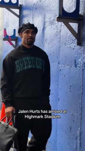 Locked in, per usual #eagles #nfl #jalenhurts #eaglesbills | eagles vs bills