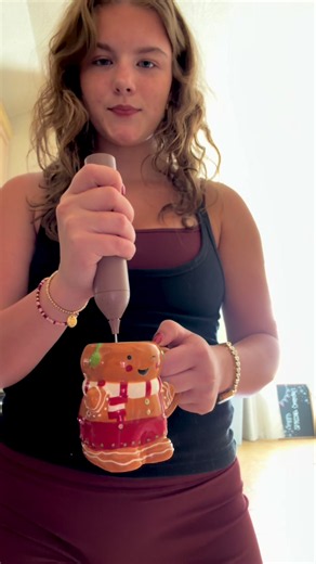 How to Make a DIY Pumpkin Latte at Home
